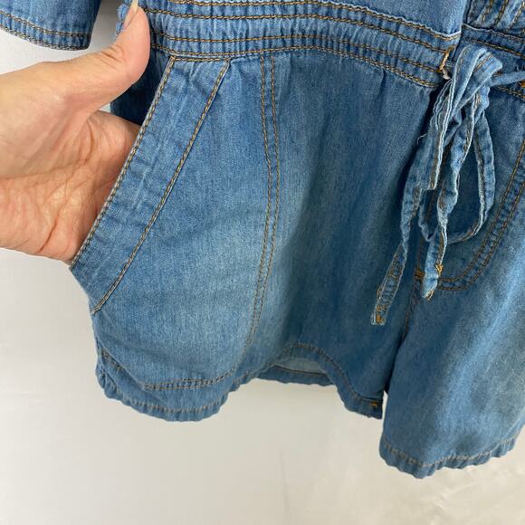Dollhouse Blue‎ Denim Romper Shortalls Women M Distress Utility Roll Tab Sleeve - Picture 4 of 11